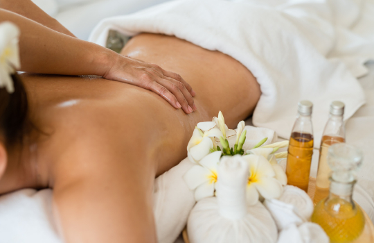 Peeling und Rückenmassage